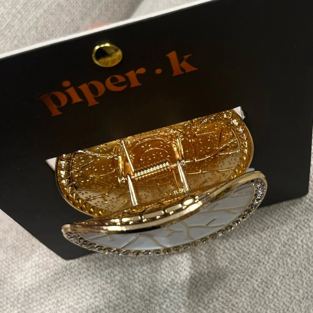 NWT ⚜️🧿⚜️ Piper K Halloween Enamel Gold Eyeball Hair Jaw Clip